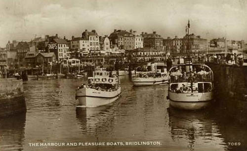 Pleasure Boats & Harbour